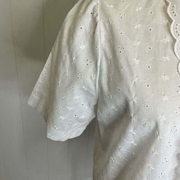 Vintage Vicki Wayne’s Women’s Large White Lace Detail Short Sleeve Top Shirt - Picture 3 of 14